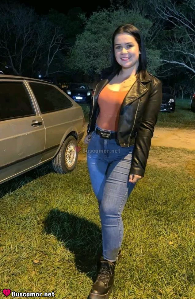 643071612 - Soy Jazmin uruguaya, busco momenos divertidos.