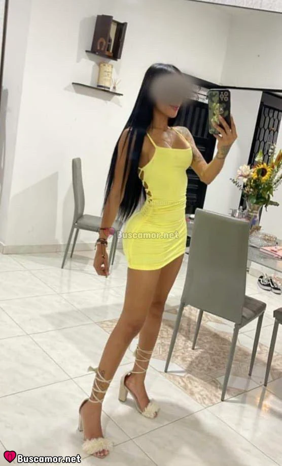 672125611 - Camila