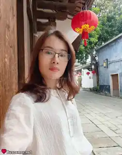 634864538 - Hola. . soy . KoK0. . Chica . asiática. . busco . conexión. . divertida.