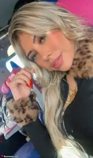 671505363 - Soy una rubia latina nueva en la ciudad, busco diversión.