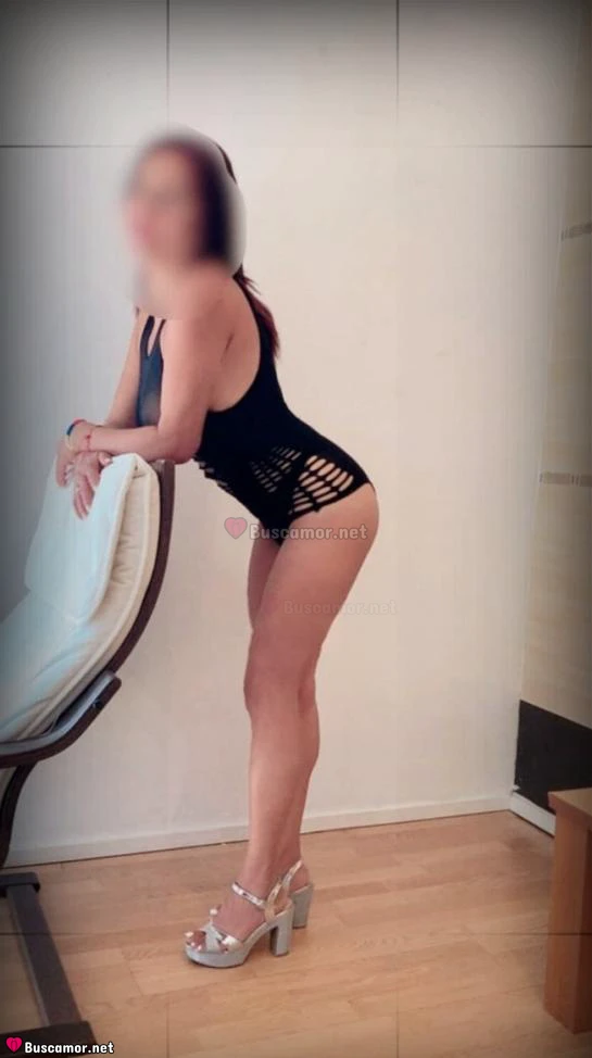 695731115 - Soy una madurita extrovertida.