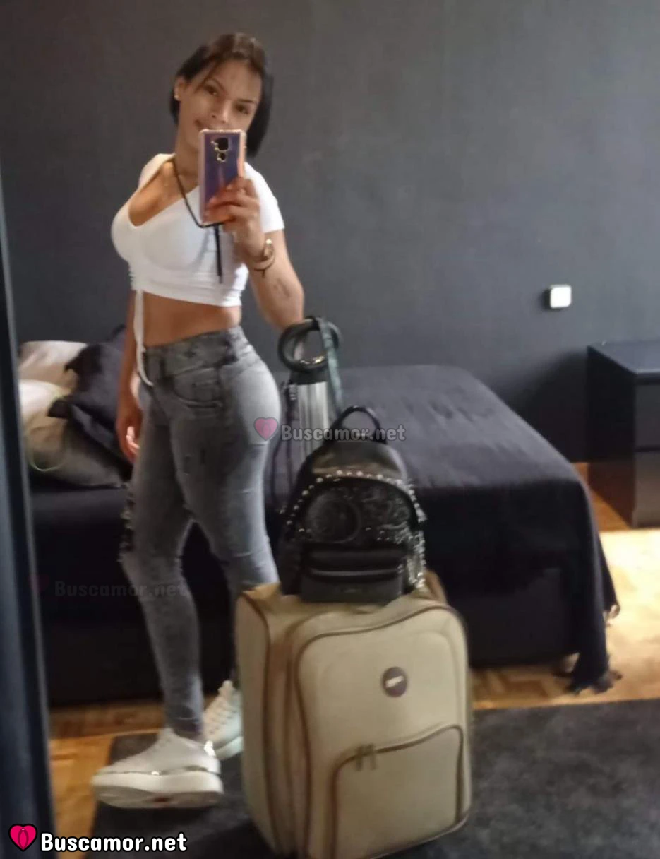 634001397 - Soy Anais colombiana apasionada, decidida a vivir.