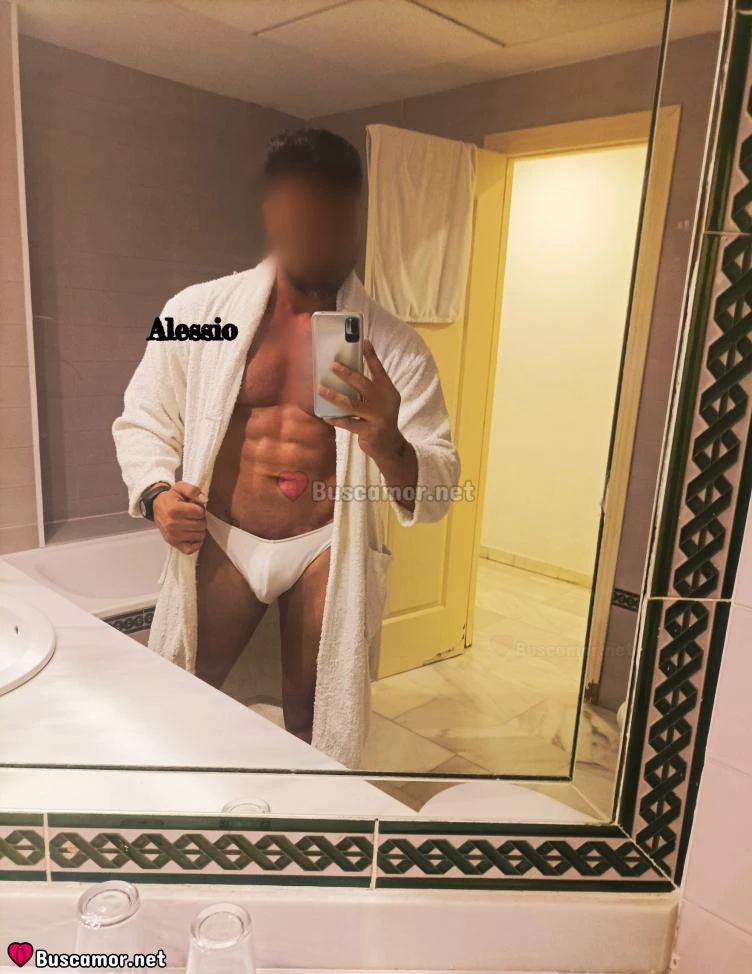 631766312 - Soy Alessio, en Modelfitnes soy el original, no busques copias solo lo mejor.
