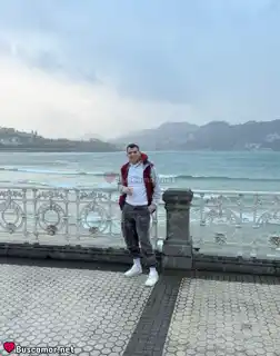 661271020 - soy Andres en Benidorm, busco amigos divertidos