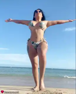 612266895 - Hola soy Camila de alicanta, busco una persona divertida para crear momentos inolvidables y reir juntos. 💖