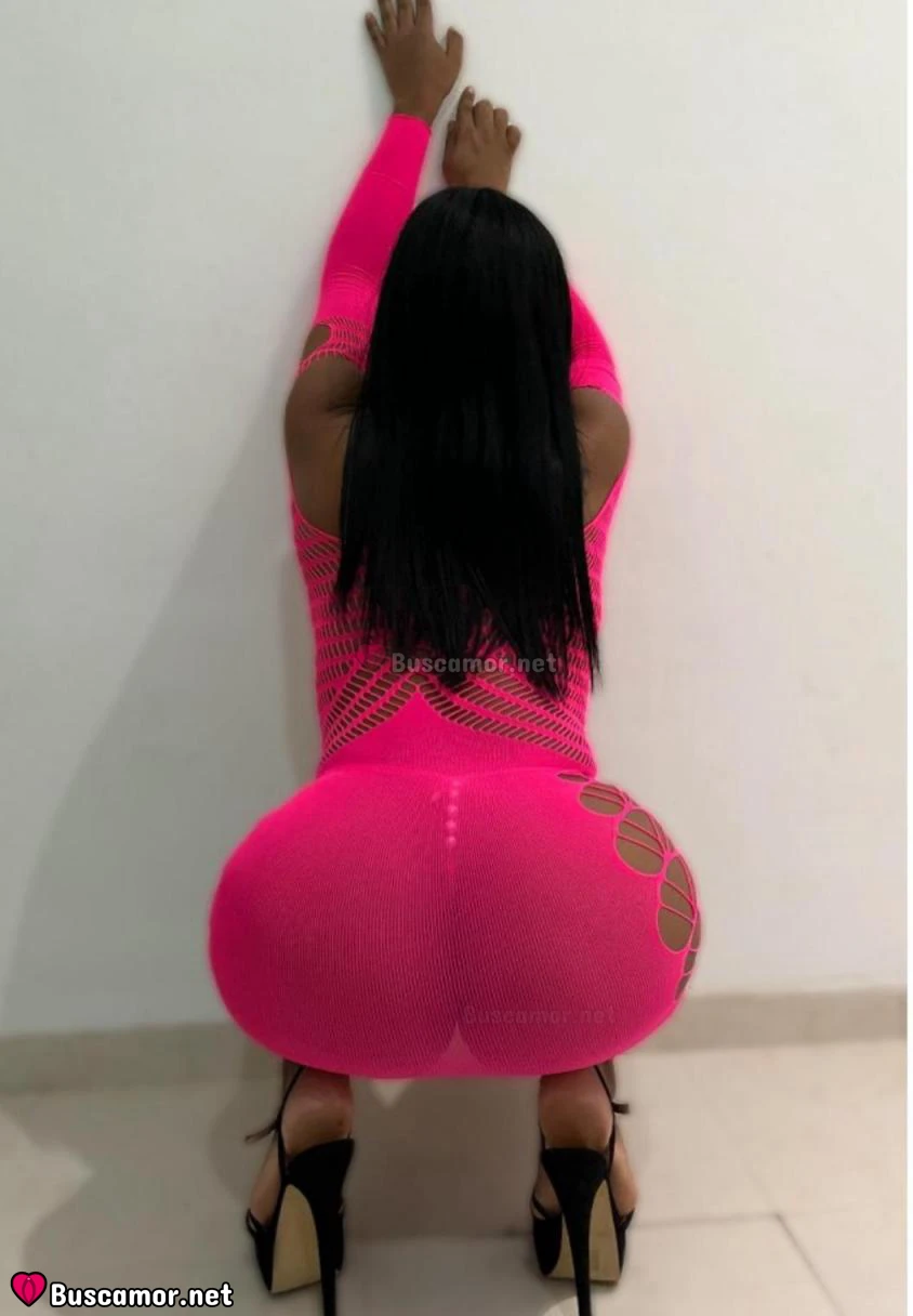 623350587 - Mia morenaza traviesa es muy sensual y complaciente.