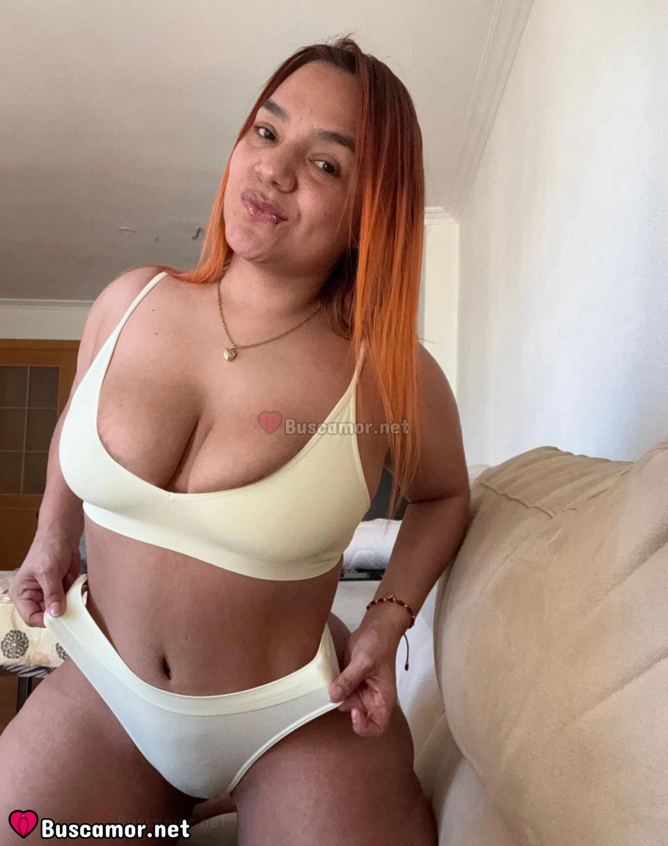 623561370 - Natasha Latina es perfecta.
