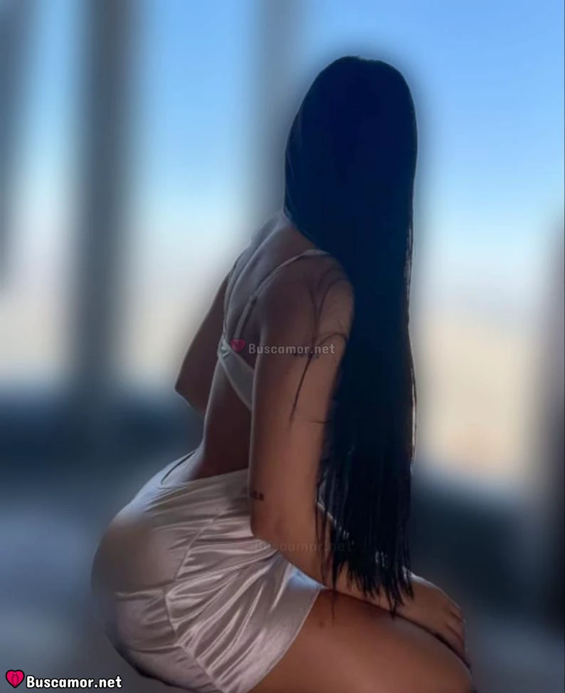 604845989 - catalina busca pura aventura