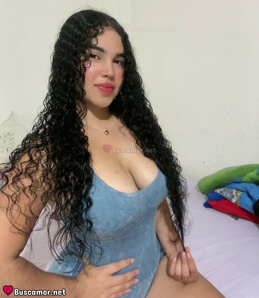 680280379 - Yajesist, 19 años – Joven Colombiana en Santa Cruz Centro que Despierta