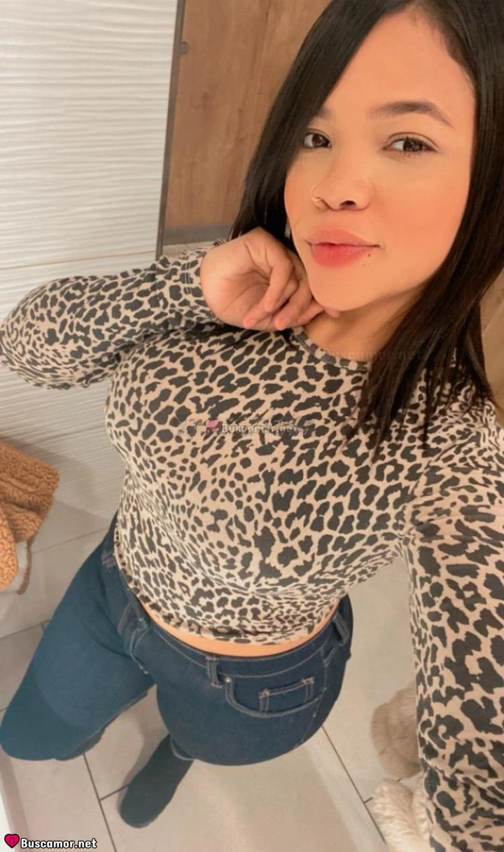 643618382 - Sofia siempre me saca sonrisas con sus chistes locos ja ja.