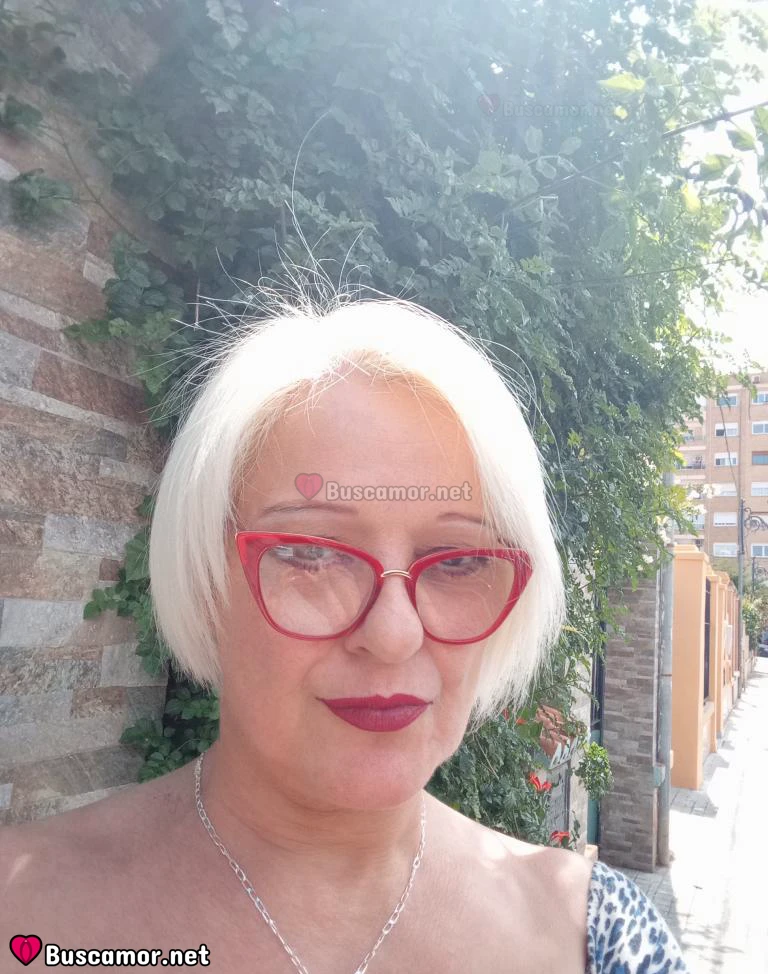 634748491 - Marta busco acompañante pa un buen rato en hotel.