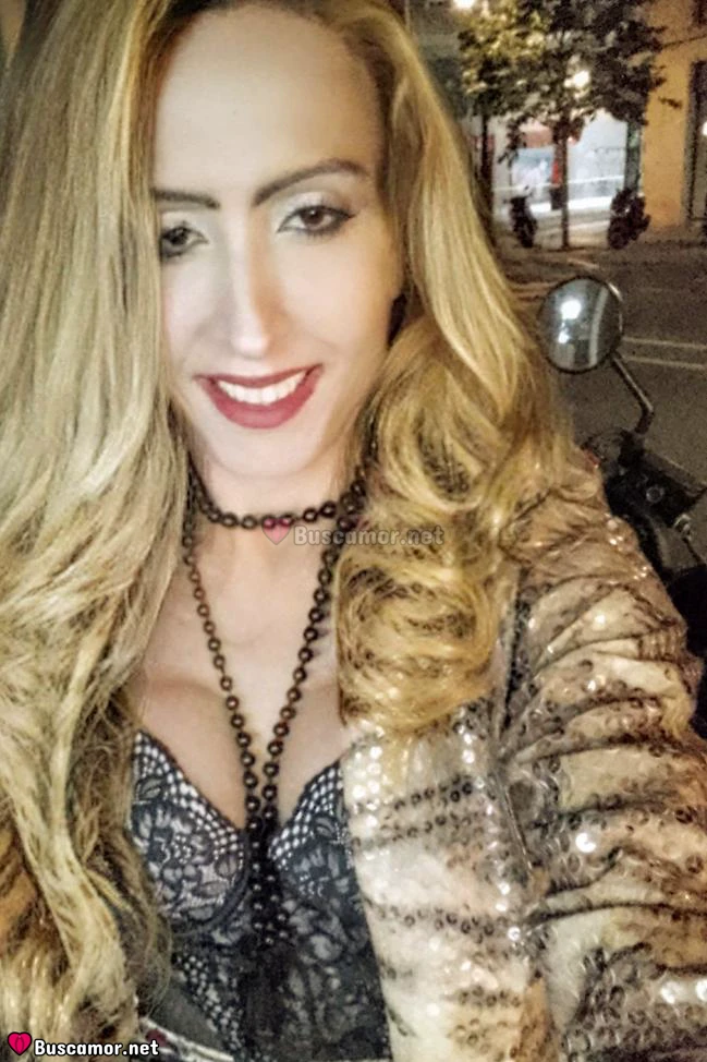 674380515 - SOY ADRIANA, BUSCO UN PIANO EN LA CALLE.