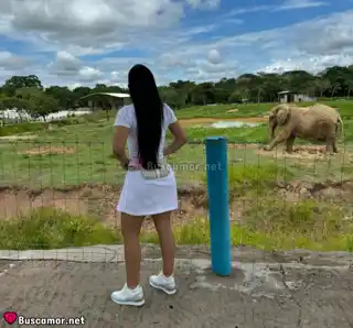 612288677 - Soy tu colombiana, busco amor y risa.