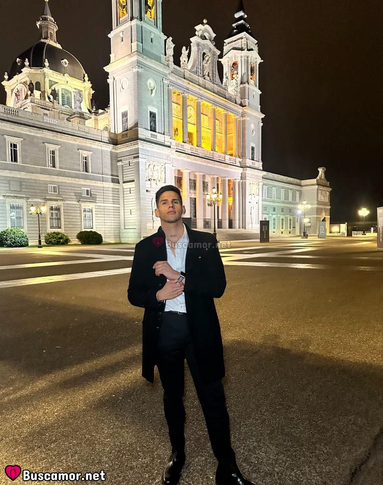 689773392 - Mateo te invito a pasarla super bien juntos