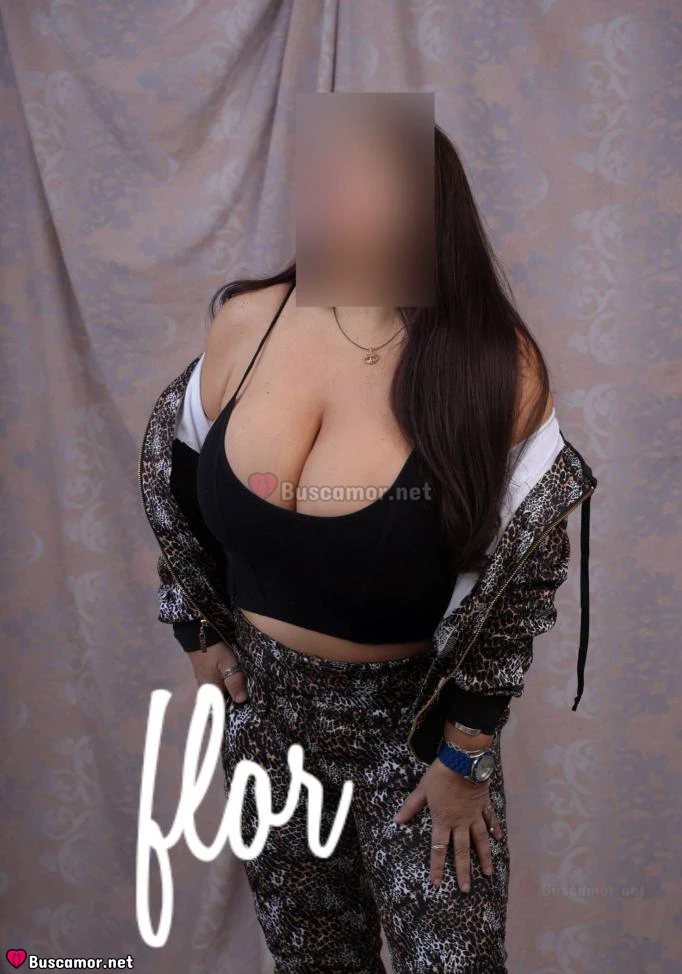634089632 - Holaaa, soy Flor de Gandia 🌊, me encanta salir y pasarla bien con amigos 😄.