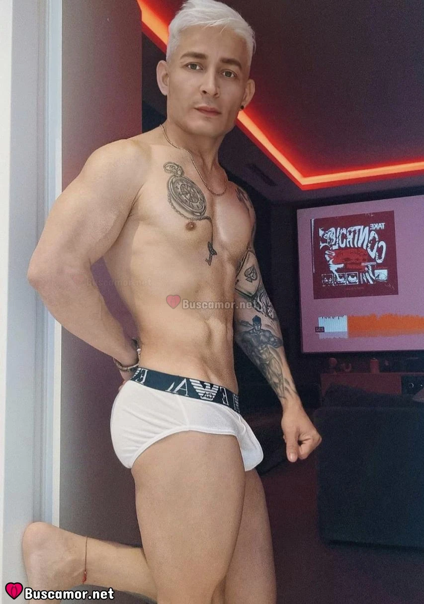 643564509 - SOY UN COLOMBIANO EN BARCELONA, BUSCANDO DIVERTIRME Y CONOCER GENTE PARA ALGO ESPECIAL.