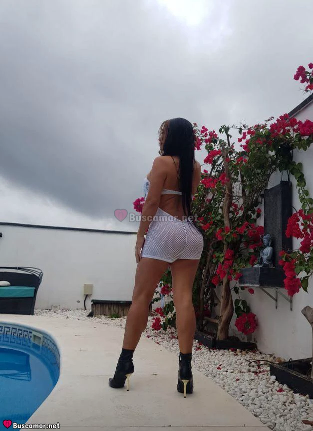 611252430 - Karol siempre espera