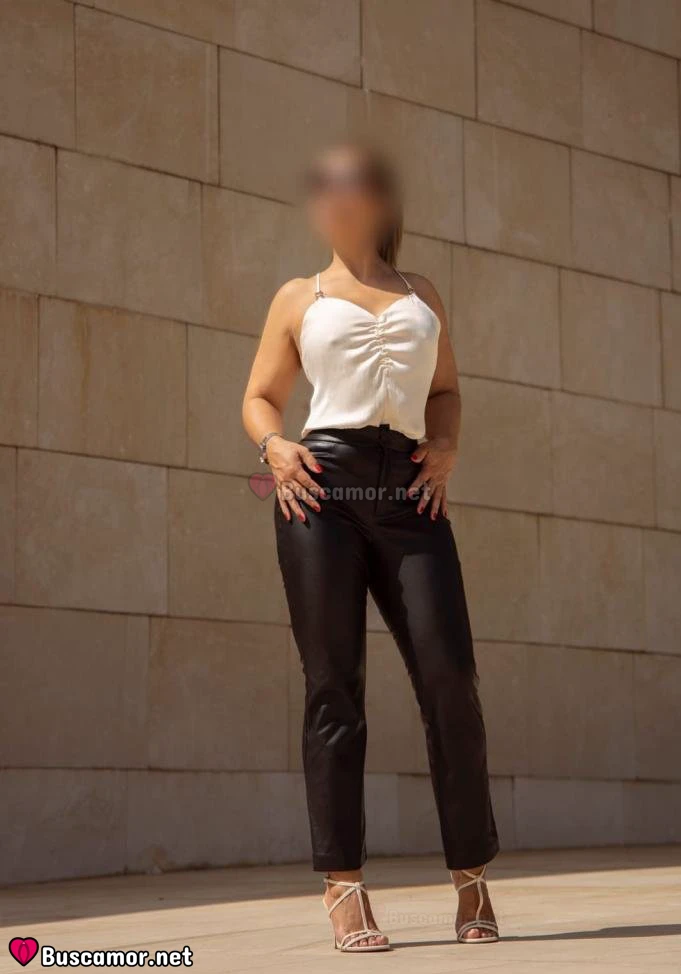 944100496 - BUSCO MASAJE EN BILBAO