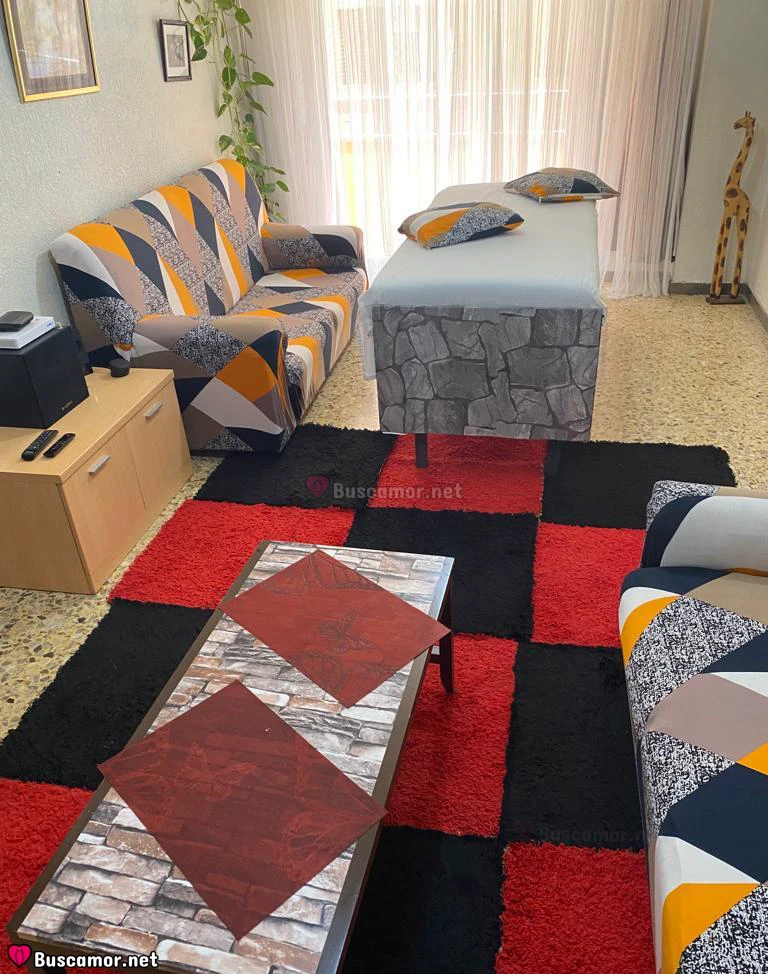 692353690 - Busco una masaja sueco para relajarme un ewto.