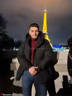 624048920 - Soy Felipe, busco a alguien con quien salir y reir.