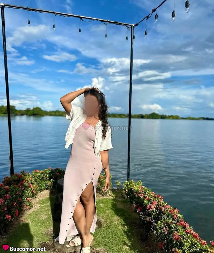 643518107 - Soy Laura keremos salir ya, en el centro!!! Recién llegada y con ganas!