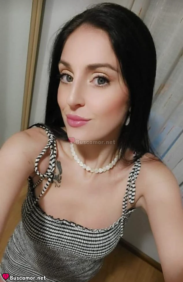 631030243 - Española jovencita real