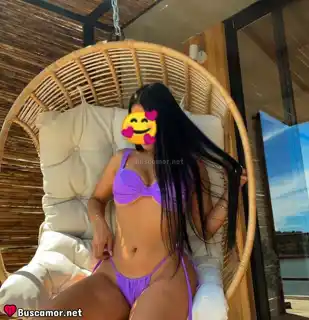603319341 - Sofía en el centro.