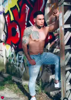 617458508 - soy Carlos busco alguien chido pa reir