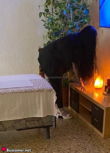 602493575 - chica sociable muy sencilia y comunicativa