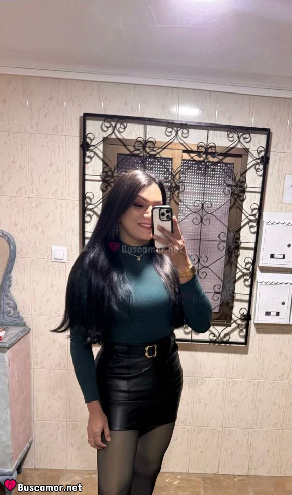 600064560 - Sabrina busca amor.