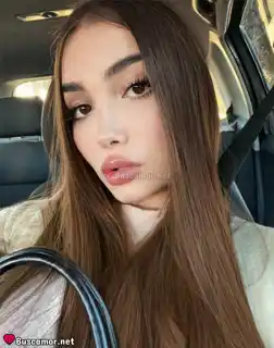 618611719 - Soy una chica buscando el amor y la felicidad.