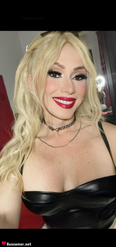 697208566 - Soy Laura, chica trans de lujoo en Irun, disponible 24h para ti.