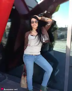 613584707 - Hola, soy Silvana, me encanta compartir momentos divertidos y relajantes. Busco una chica especial ✨💖