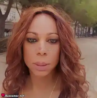 637953427 - soy adriana y me encanta bailar.