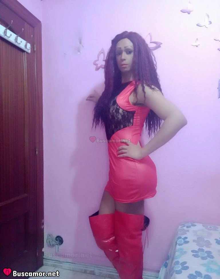 613930645 - Soy de la ciudad de tu sueños, busco alguien que entienda mi mundo y pasiones.