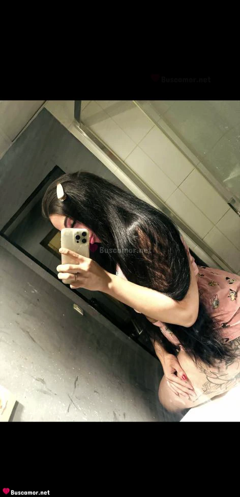 697931423 - soy una chica con un secreto
