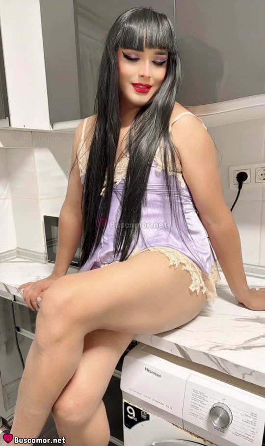 617416347 - Soy Kasandra, morena y dulce como miel.