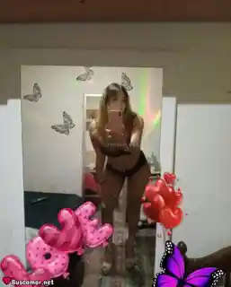 677651135 - Paola busca aventras.