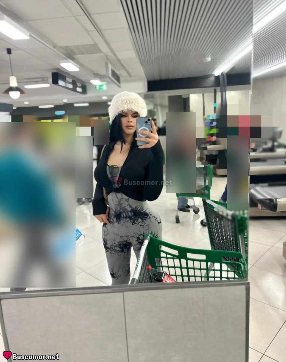 602148460 - Soy una diosa en busca de un alma gemela loca . divertida.