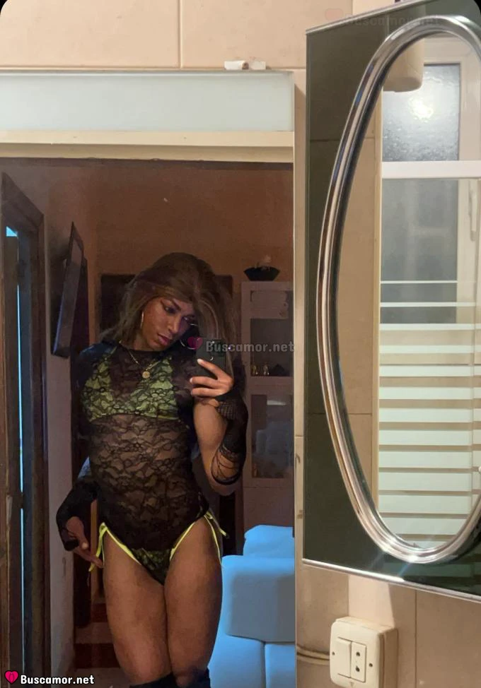654534827 - Soy Zendaya, una tran colombiana en mi España amada.