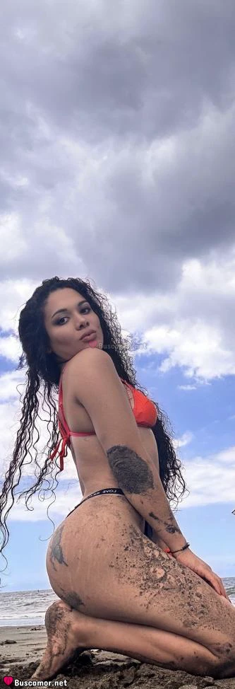 641792022 - shakira es hermosa