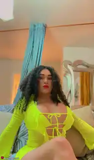 674408223 - Hola, soy Fanny, estoy emocionada por estar aqui y conocer gente nueva.