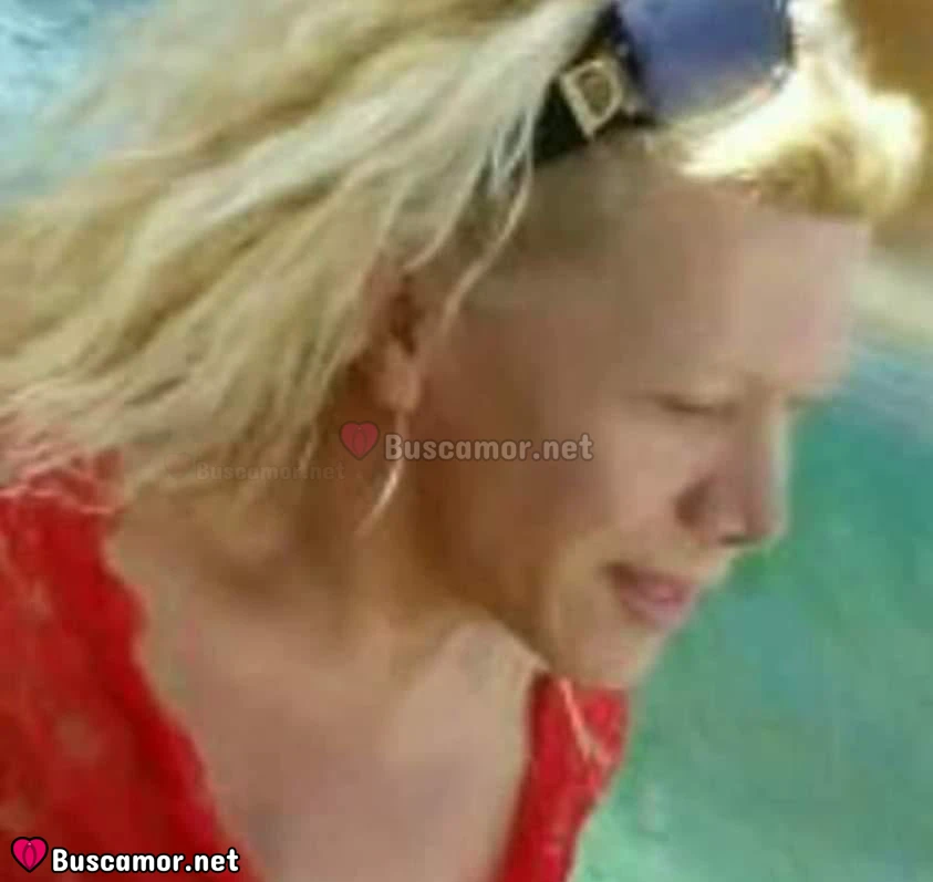 627000184 - Soy una madurita muy guapa, siempre sincera y sin filtro. Quiero conocer gente genuina y divertida.