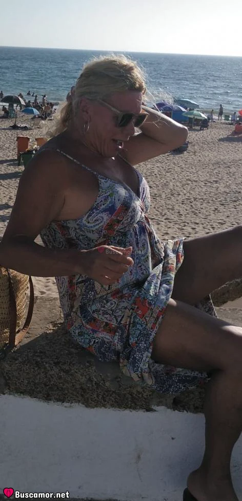 627000184 - Soy una madurita muy guapa, siempre sincera y sin filtro. Quiero conocer gente genuina y divertida.