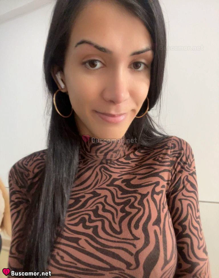 672862164 - Coral Diosa latina Trans