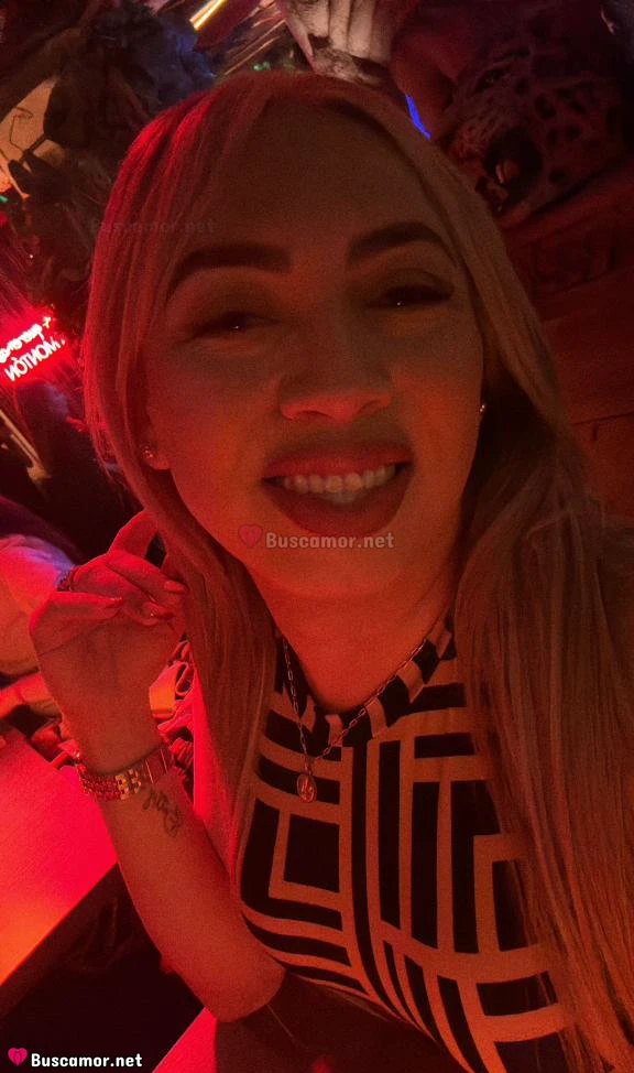 618097978 - Bomba llena de mucha