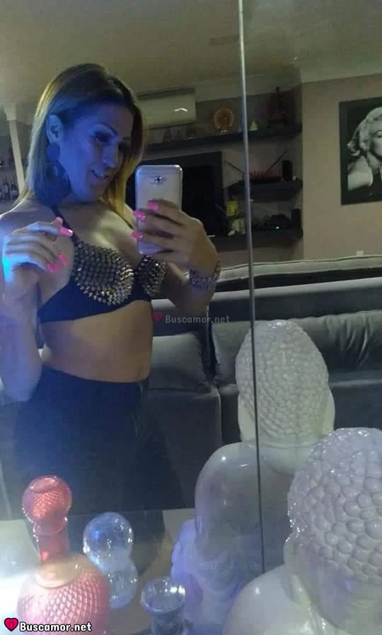 722602390 - Patricia busco amigos.. quiero divertirme en Brasil.