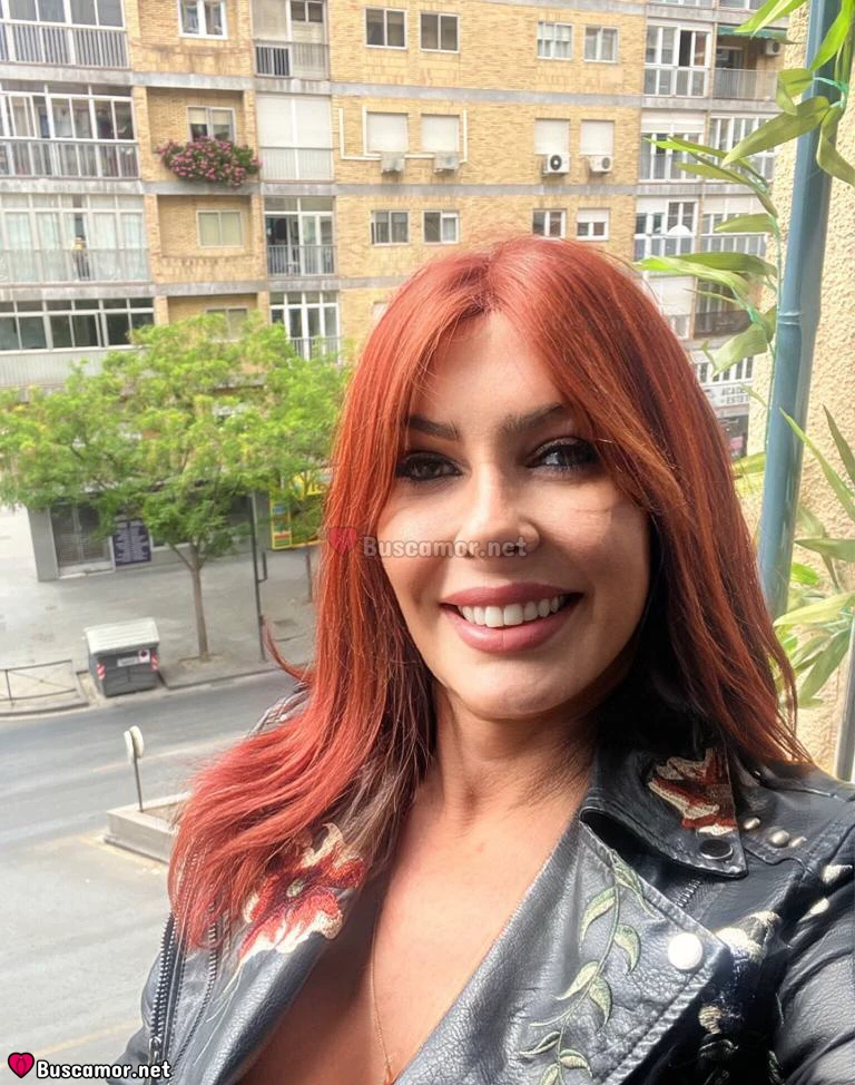 664776944 - Rafaela busca alguien especial