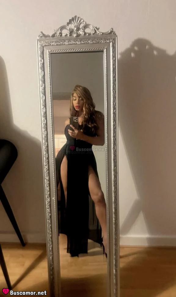 612201785 - Valesca es hermosa.