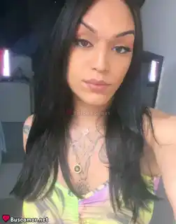 634071836 - Siempre pienso en la brasileña, su risa me descontrola.